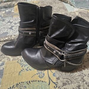 Jellypop Cute Buckle Boots